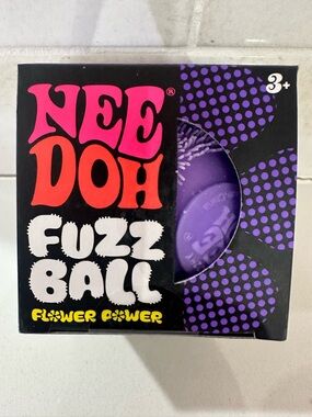 NIB NEEDOH Flower Power fuzz ball - Purple SPECIAL smiley face design